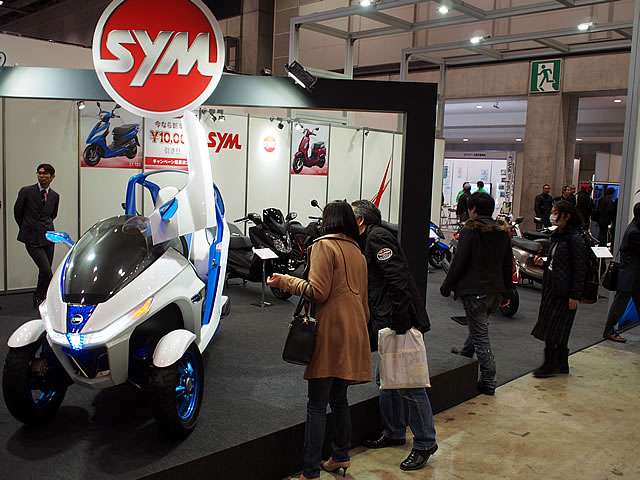 【SYM】第43回東京モーターサイクルショー SYMブース 画像