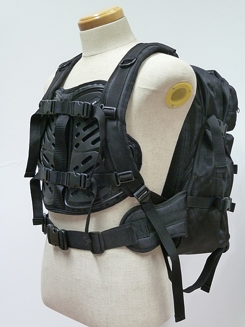 POi DESIGN／BODY ARMOUR BAG 01