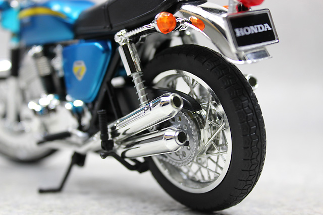 12分の1完成品バイクシリーズ「Honda CB750FOUR（K0）」発売| バイクブロス・マガジンズ