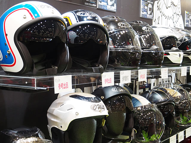 東京MCS2016ピックアップ ヘルメットもパーツもボリューム満点 東単ブース 画像
