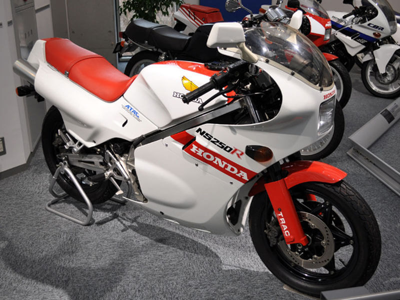 ホンダ（HONDA） NS250Fの試乗インプレ記事ならバイクブロス