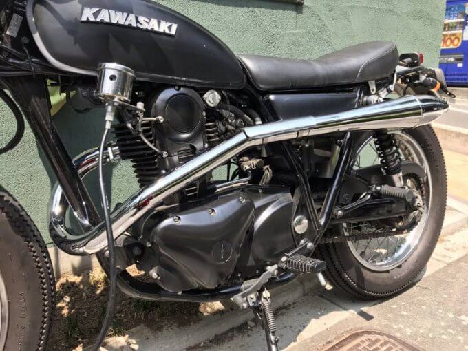 キャブレター方式のカワサキ250TR専用マフラーが発売| バイクブロス