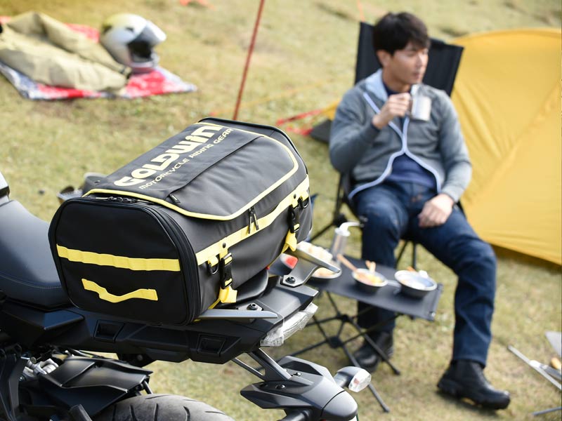 ゴールドウインモーターサイクルが札幌の『秀岳荘 白石店』にてキャンプツーリングにおすすめのアイテムをPopUp展示！