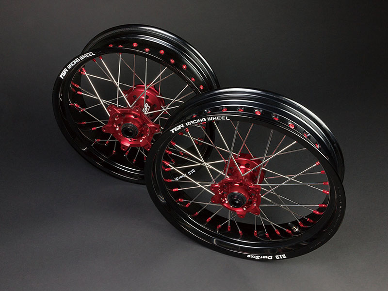 足回りのスペシャルブランドTGRの「TGR Racing Wheel」シリーズに、モタード用16インチがラインナップ！| バイクブロス・マガジンズ