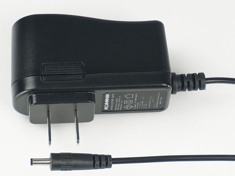 電気の力で寒さ撃退！ コミネから「EK-108 エレクトリックインナー ハイブリッド ベスト（USB/7.4V）」が発売| バイクブロス・マガジンズ