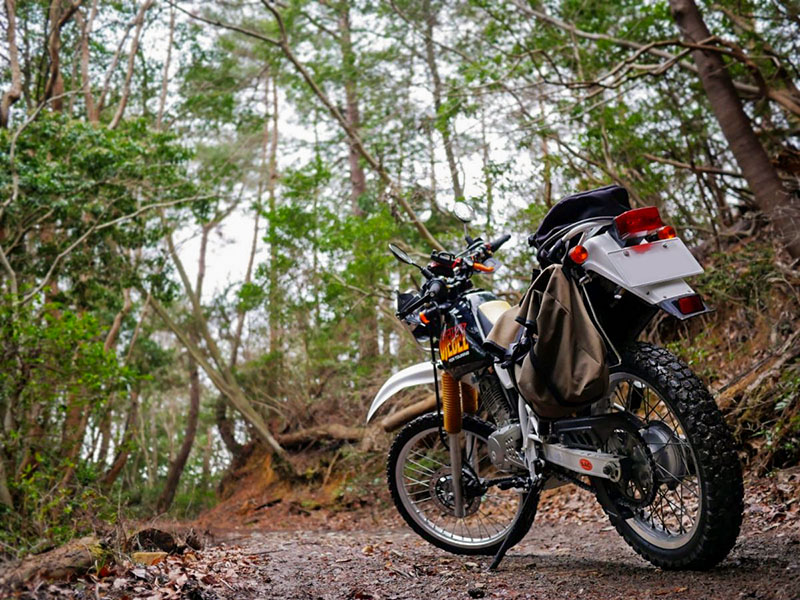 土の上を走るだけで楽しい オフロードのススメ バイク専用sns モトクル バイクブロス マガジンズ