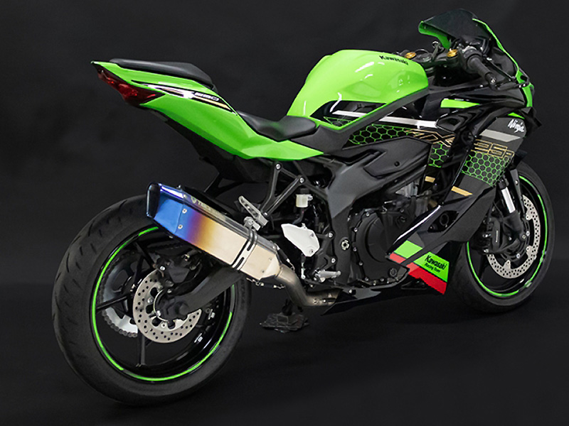 トリックスターから「ninja Zx 25r レーシングフルエキゾーストマフラー Ikazuchi ロング」が登場！ バイクブロス・マガジンズ