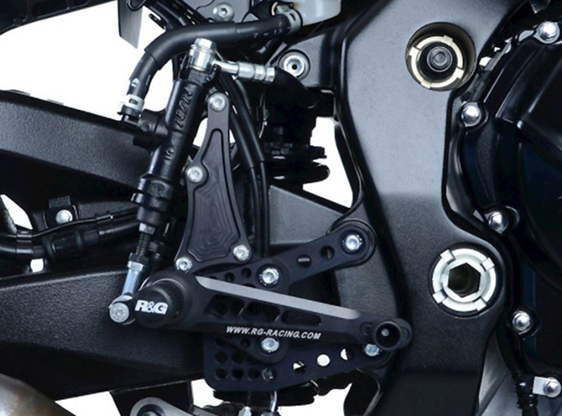 R＆G レーシングのバックステップ「Adjustable Rearsets」に GSX