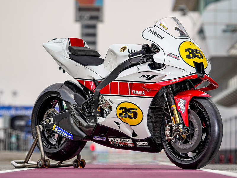 ヤマハ】ロードレース世界選手権参戦60周年を記念した特別カラーの「YZR-M1」をカタールで公開| バイクブロス・マガジンズ