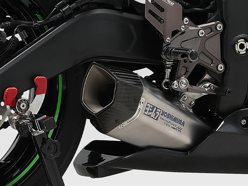 ヨシムラから Ninja ZX-25R 用「HEPTA FORCE TSS レーシングチタン ...