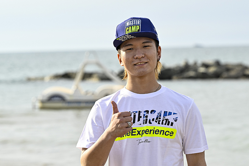 【ヤマハ】若手ライダー育成プログラム「Yamaha VR46 Master Camp」第11回目を開催 日本からは故阿部典史選手の息子阿部真生騎選手が参加 記事6