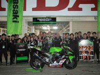 【カワサキ】鈴鹿8耐 SSTクラス優勝を記念しチームユニフォームプレゼントキャンペーンを開催！　メイン