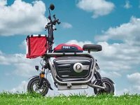 ペットと一緒に乗れる電動バイク！「PONY」がクラウドファンディングサイト Makuake で9/3より先行販売開始　サムネイル　