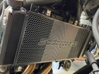 ストライカーの「STRIKER ラジエターコアガード」にカワサキ Z650RS用が登場！ メイン