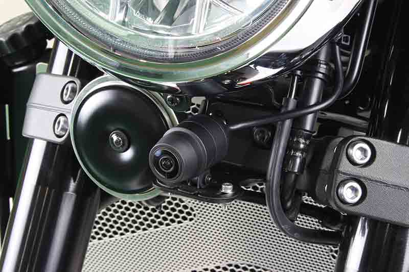 カワサキ Z900RS専用「ドライブレコーダー取り付けステーキット」がポッシュフェイスから発売！ 記事2
