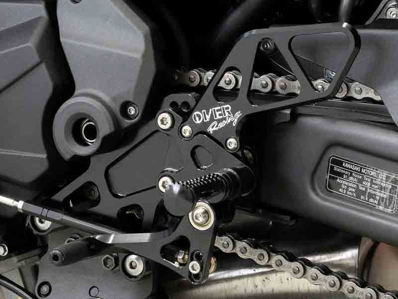 オーヴァーレーシングからカワサキ Z650RS用バックステップが発売！ 記事1