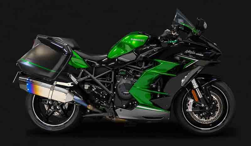 Ninja H2 SX SE 用のスリップオンマフラー「IKAZUCHI」が