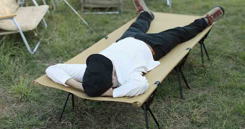 VASTLAND が幅広設計でゆったり眠れる「2WAYキャンプコット ワイドタイプ」を1/14に発売　記事１