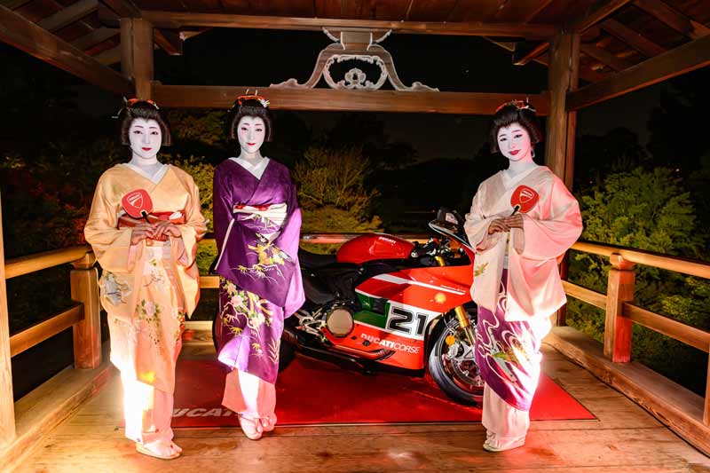 【ドゥカティ】京都の東福寺にて第2回「ドゥカティブランドナイト」を開催　記事４
