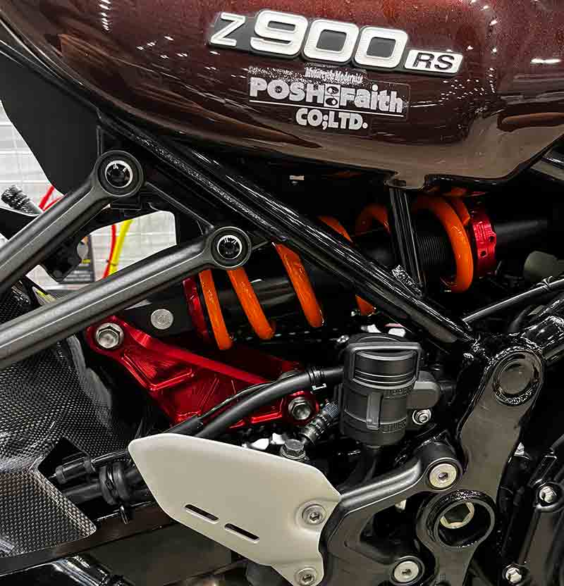 ポッシュフェイスの Z900RS／CAFE・Z900用「ヘッドエンジンハンガー／リアサスリンクプレート」に新色が登場！ 記事5