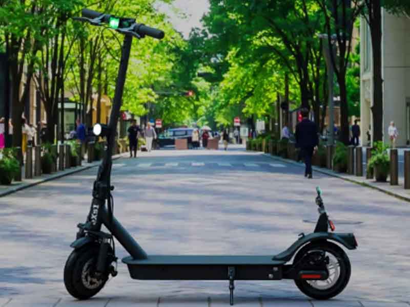 特定小型原付区分の電動キックボード「eXs1TKG／エクスワンティー