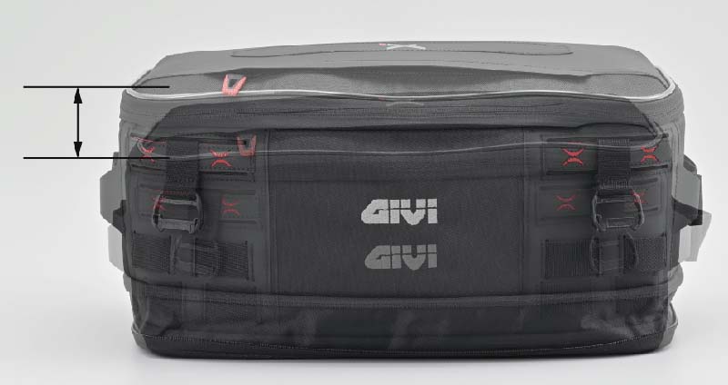 単体でも、ハードケースに装着しても使えるソフトバッグ！ デイトナのGIVIカーゴバッグシリーズが3サイズ発売！記事05