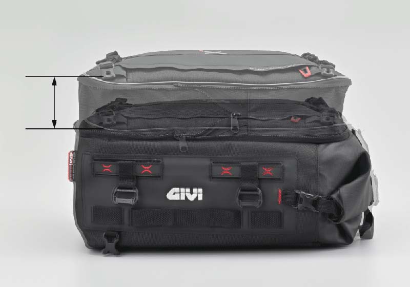 単体でも、ハードケースに装着しても使えるソフトバッグ！ デイトナのGIVIカーゴバッグシリーズが3サイズ発売！記事10