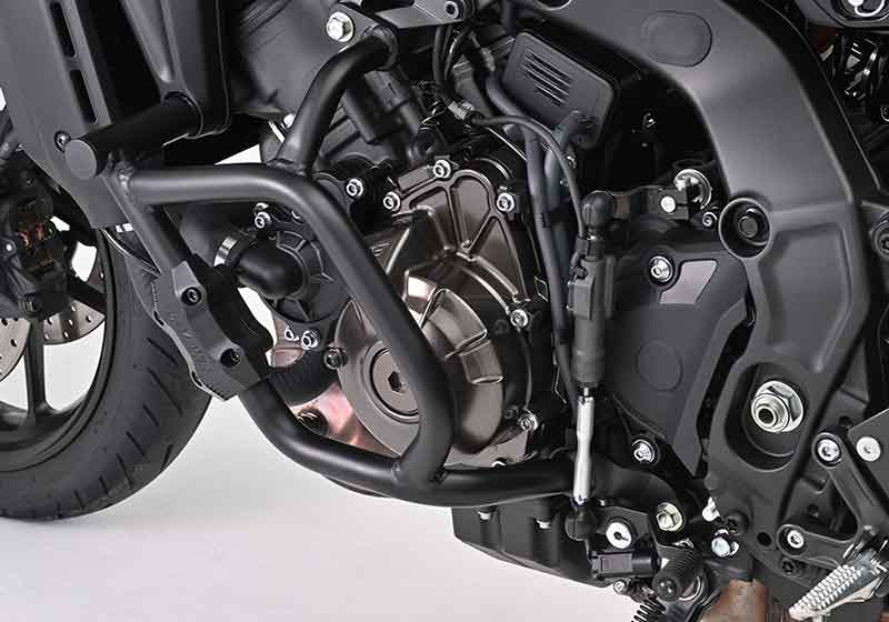 デイトナの「パイプエンジンガード」に XSR900・MT-09用が登場