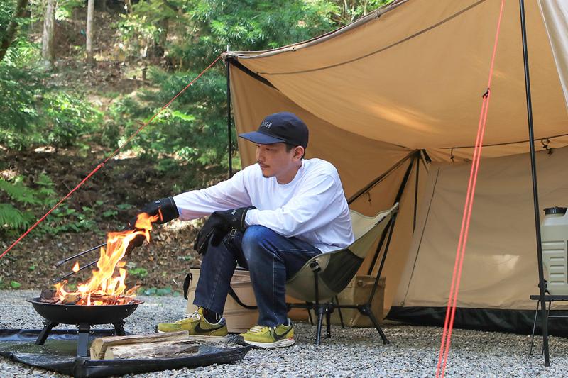 キャンプギアブランド「VASTLAND」、テントの近くで焚き火を楽しむことができるオールシーズン対応の「TCパップテント