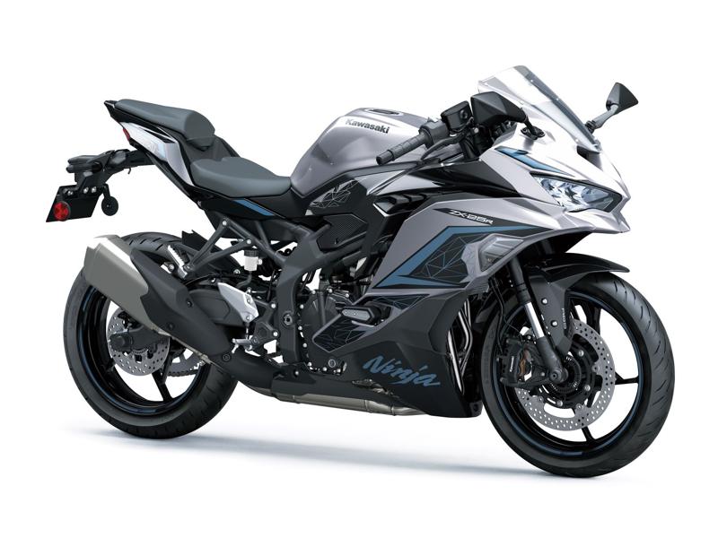 カワサキ】スーパースポーツ「Ninja ZX-25R」シリーズのカラー 