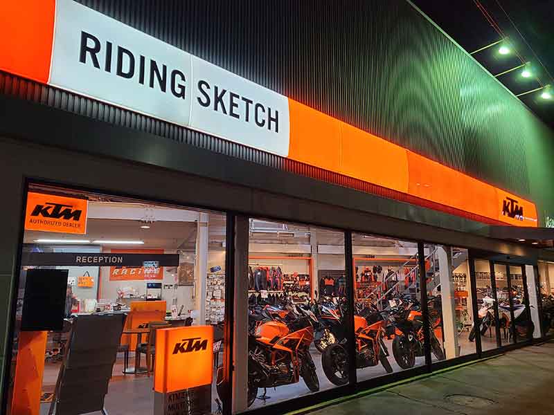 【KTM】弘前市の KTM 正規ディーラー「RIDING SKETCH HIROSAKI」が12/9にリニューアルオープン！ 記事2