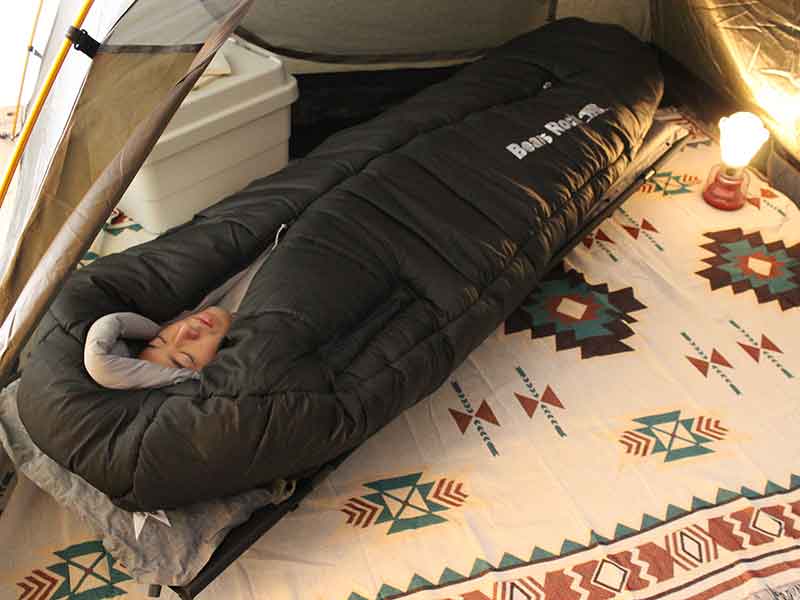 冬キャンプもこれで安眠！ Bears Rock の寝袋「マミー型センタージッパー」に新色が登場 記事3
