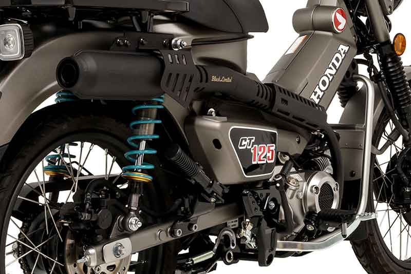 ブラックに統一された CT125ハンターカブ（23-）用マフラー「Full Exhaust MONSTER Black Limited」がモリワキから限定発売！ 記事6