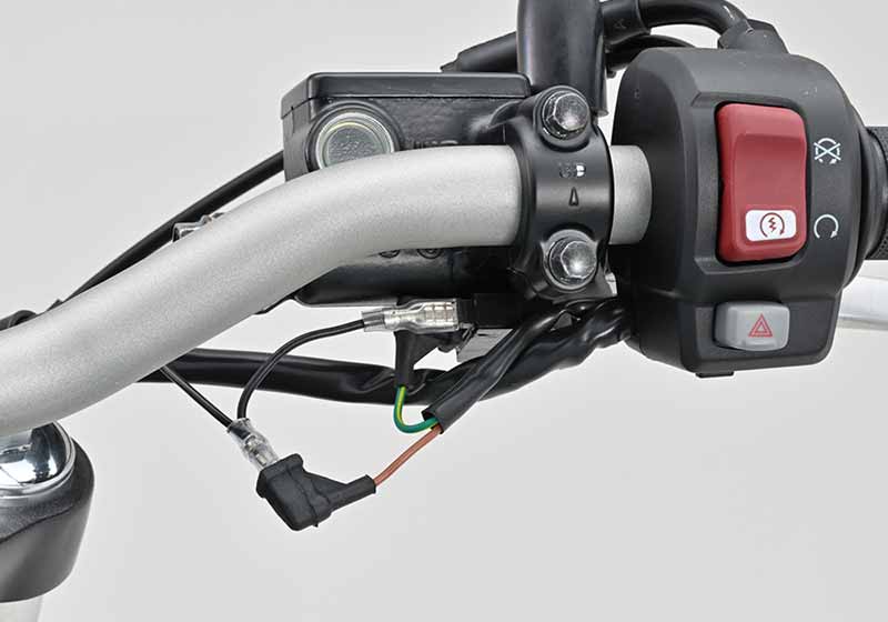デイトナからバイク専用電源「スレンダーUSB Type-A QC3.0 1ポート」が発売！ 記事5