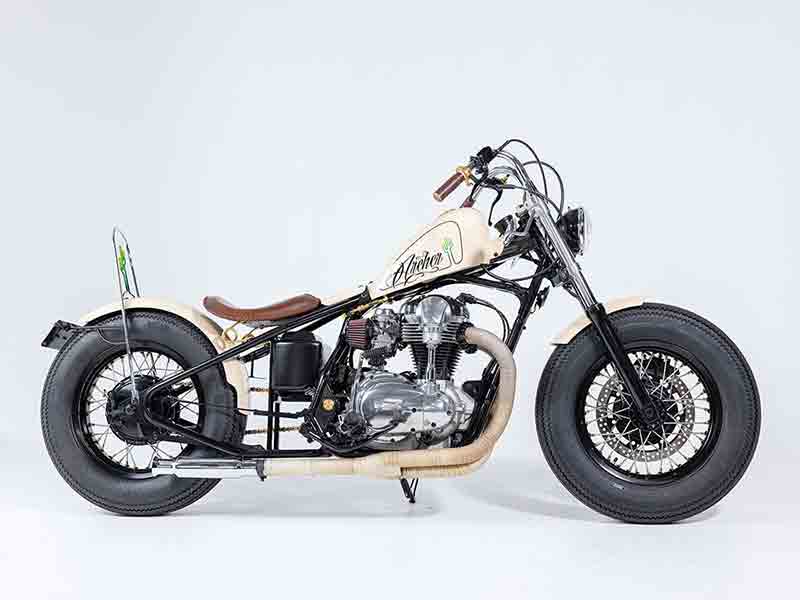 デウスがカワサキ W650 をベースにした最新カスタムバイク「Nut Kwaka