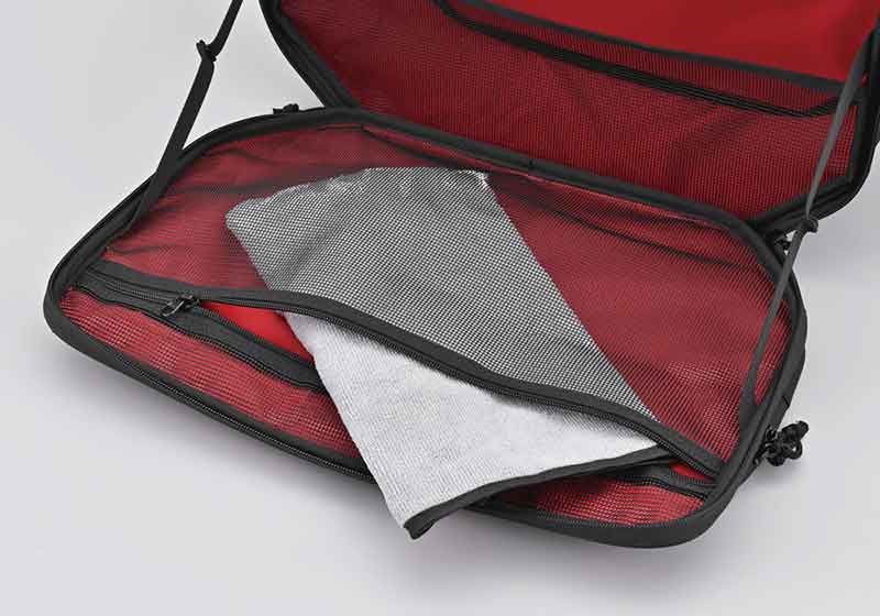 バッグサポートなしで固定できる「振り分けサイドバッグ」がデイトナから発売！ 記事16