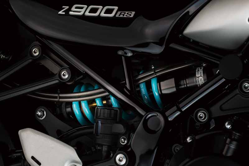 ナイトロン創立25周年限定モデル Z900RS用「Black NITRON＆Prominent Turquoise」が登場！ 記事3