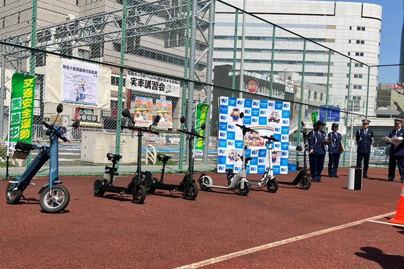 (株)ブレイズは、愛知県中村警察署が主催する「電動キックボードの外観を有する車両の実車講習会」に参画いたしました。