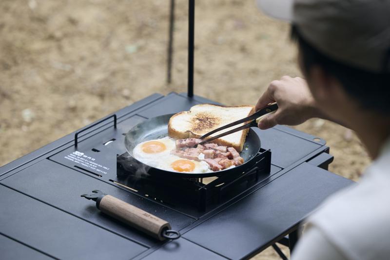 日本製にこだわり、焚き火調理に特化したキャンプ用調理ギア『WAQ