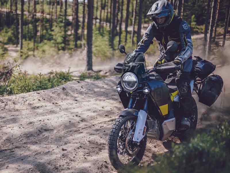 【ハスクバーナ・モーターサイクルズ】対象モデルにお得なサポートが付いてくる「Husqvarna Motorcycles ウェルカムキャンペーン」を8/3〜9/1まで実施！ 記事5