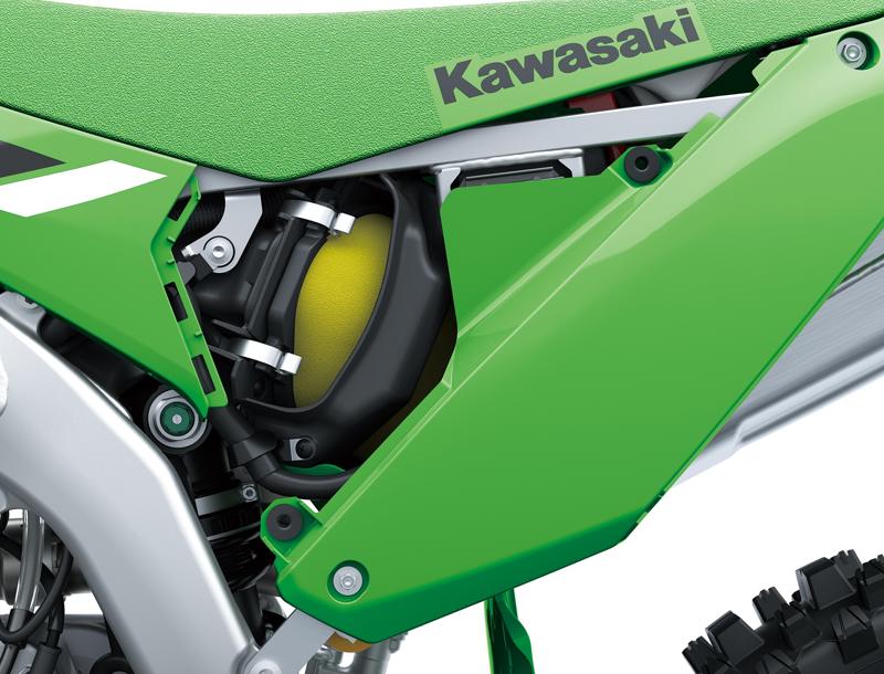 カワサキから2年ぶりのフルモデルチェンジとなったコンペティションモデル「KX250」「KX250X」を2024年8月3日に新発売！