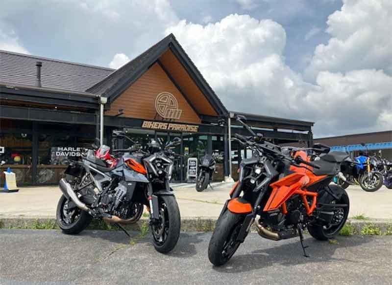 【KTM】バイカーズパラダイス南箱根のレンタルバイクに新型「1390 SUPER DUKE R EVO／990 DUKE」が登場！ 記事1