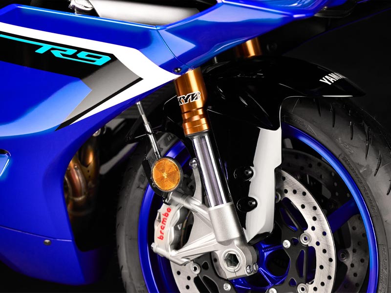 【ヤマハ】ストリートリーガルSSの頂点となるニューモデル「YZF-R9」を正式発表　記事３