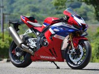 CBR1000RR-R（'20～24）用「バックステップ」がアグラスから発売！