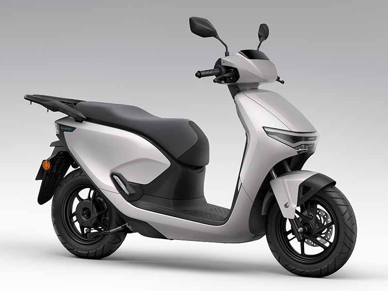 【ホンダ】EICMA 2024にて世界初の「二輪車用電動過給機搭載V型3気筒エンジンコンセプト」などを公開 記事4