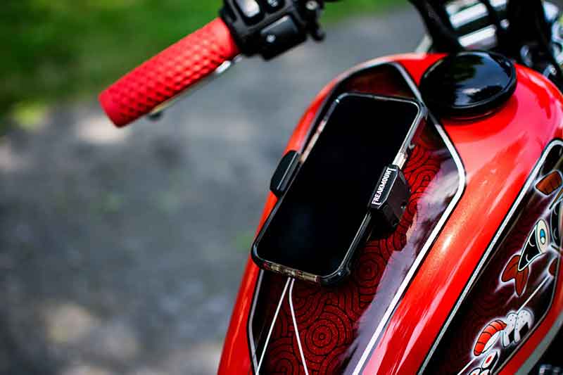 超強力マグネット式バイク用スマホホルダーがモデルチェンジ！「FREAKMOUNT2.0」が11/23発売（動画あり） 記事3