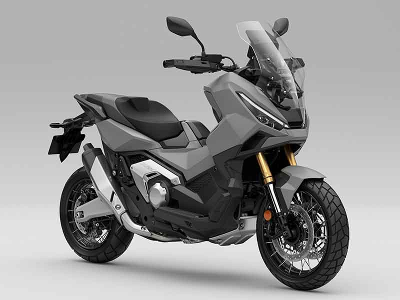 【ホンダ】大型クロスオーバー「X-ADV」の外観変更＆装備充実させ12/12に発売！ 記事3