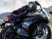 【CFMOTO】250ccフルカウルスポーツ「250SR S」を2/1発売！