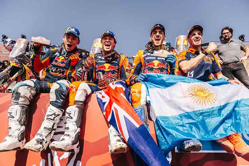 【KTM】ダニエル･サンダースが2025年ダカールラリー優勝！ 記事6