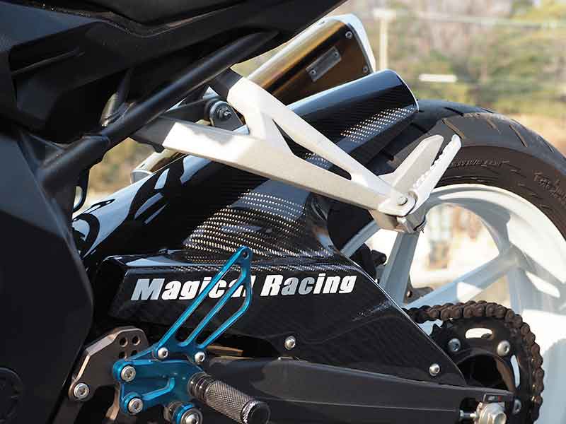 マジカルレーシングから CBR250RR（24）用ストリートボディワークが2/18発売！ 記事12